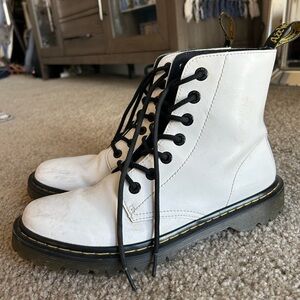 Dr. Martens Luana Boots